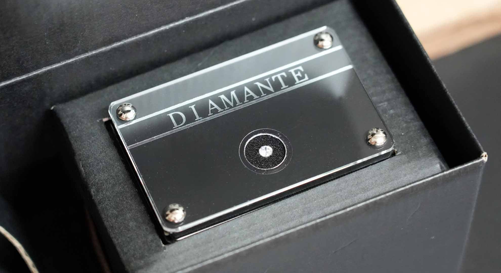 DIAMANTE gift box